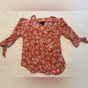 Like new -women’s top